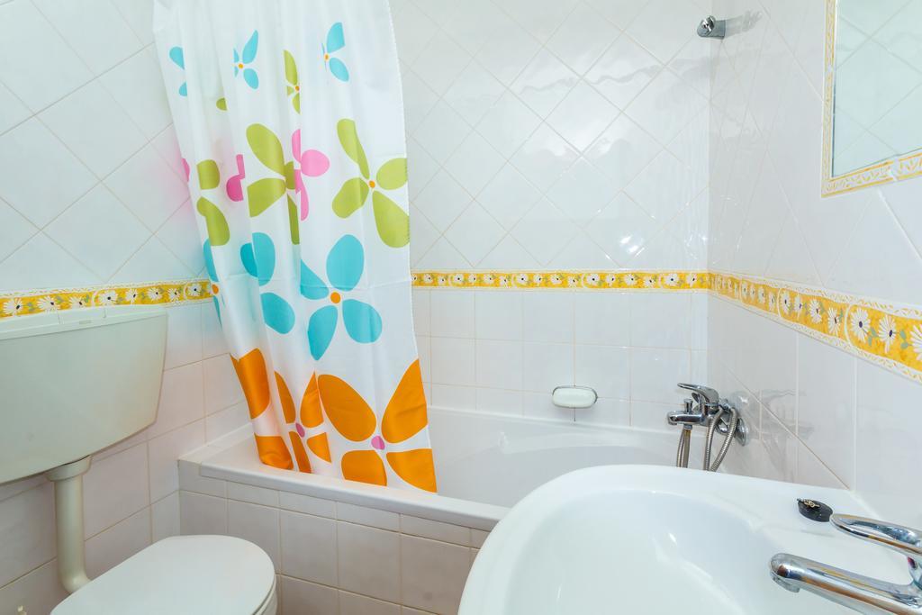 Apartamentos Arcada Quarteira Bagian luar foto